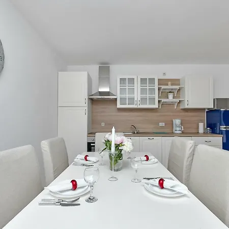 Apartments Marija Makarska Exterior foto